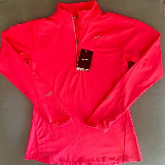 NWT Nike Dri-Fit Pullover - Picture 3 of 3